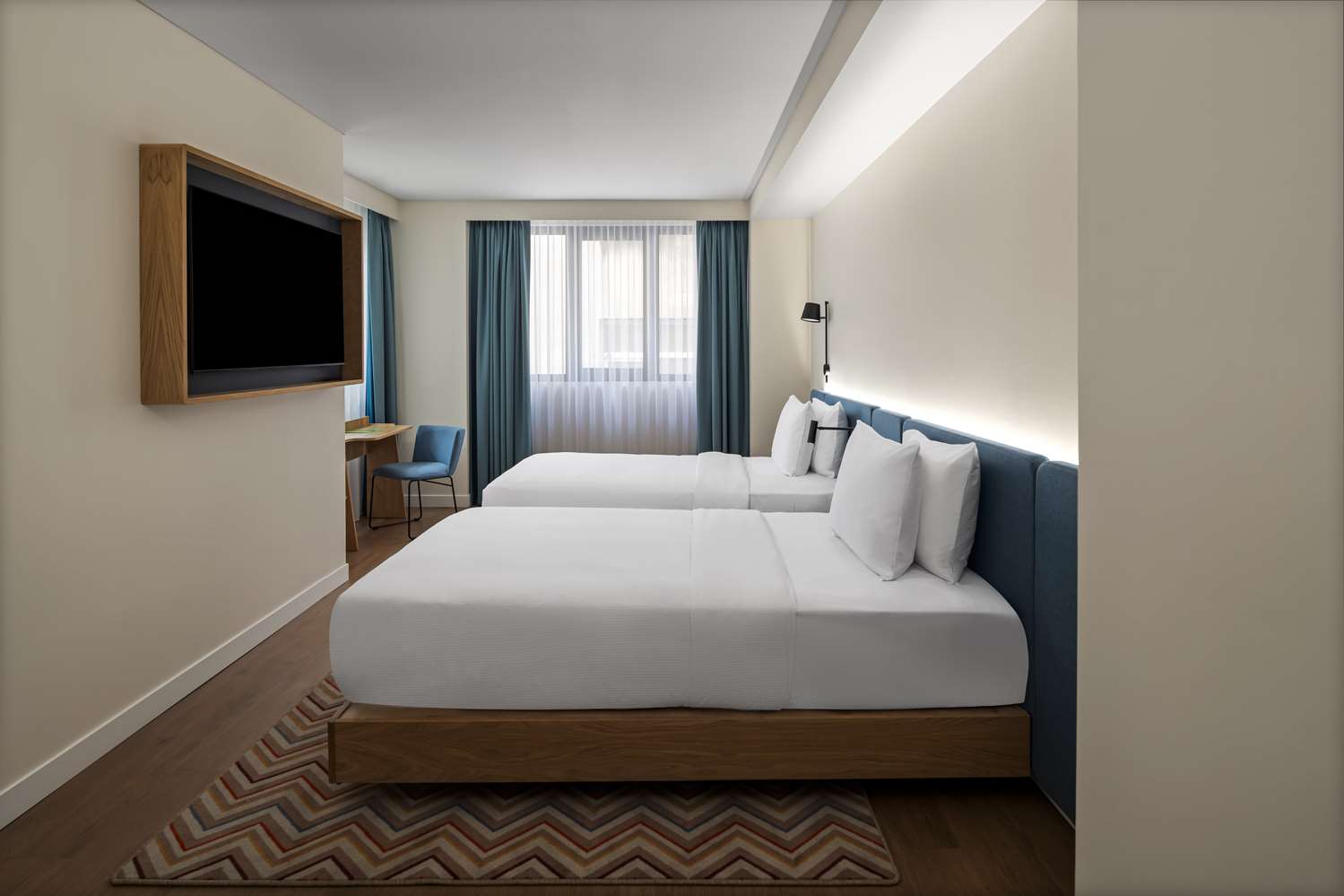 Non-smoking twin room