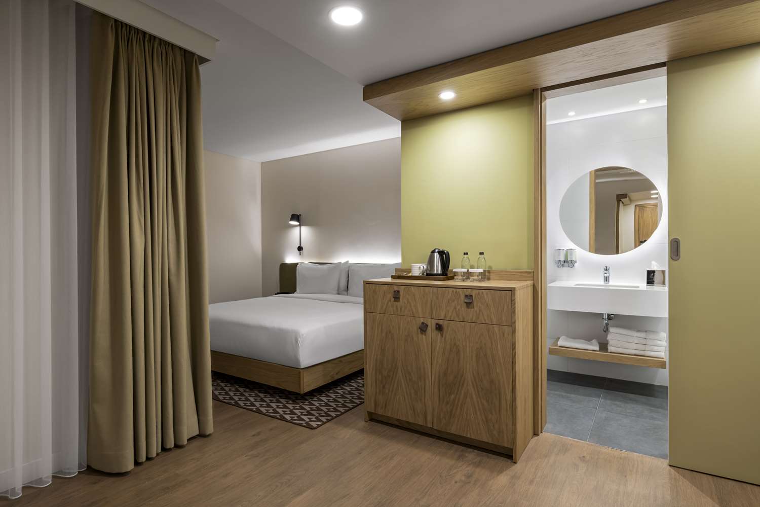 Non-smoking room