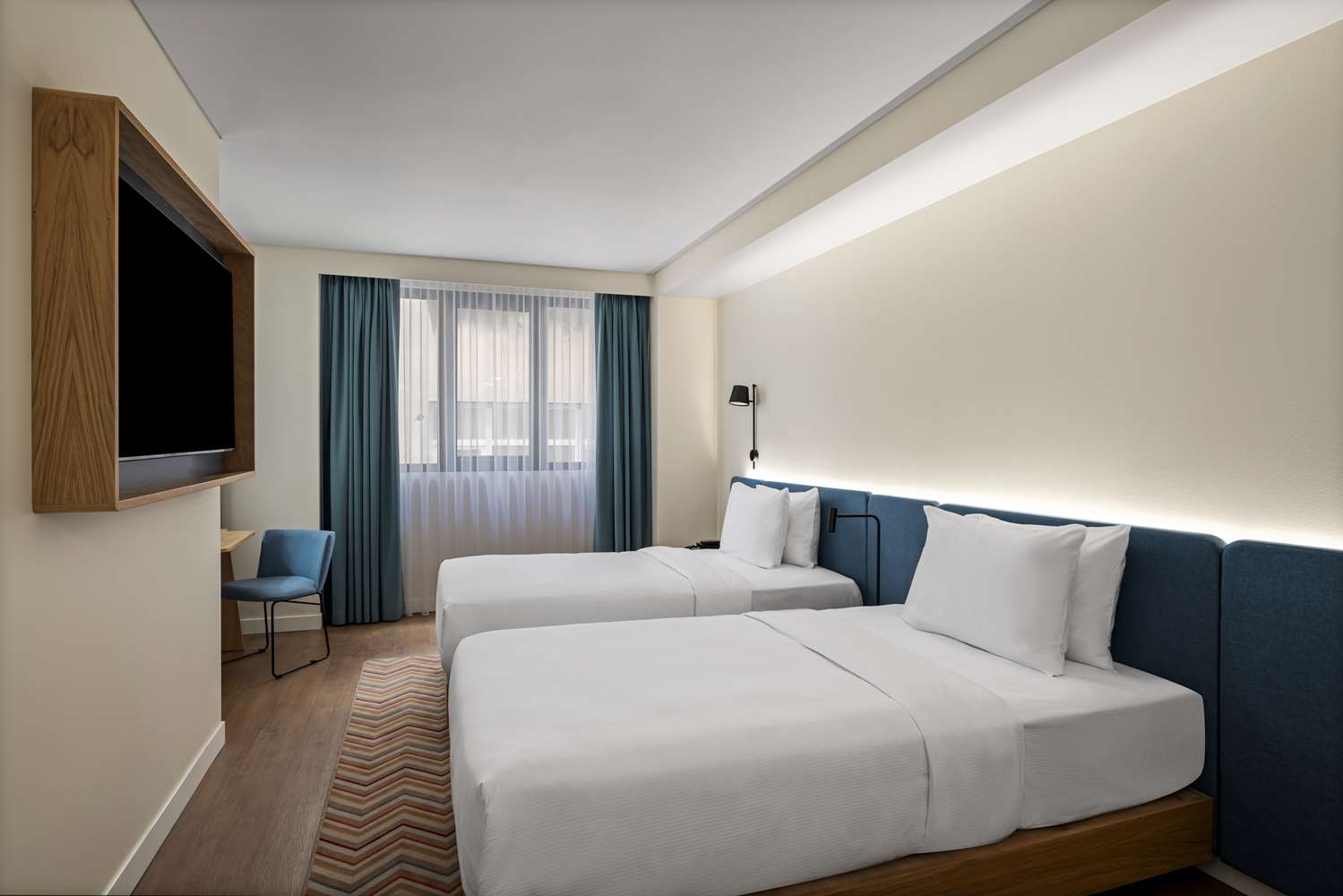 Smoking twin room