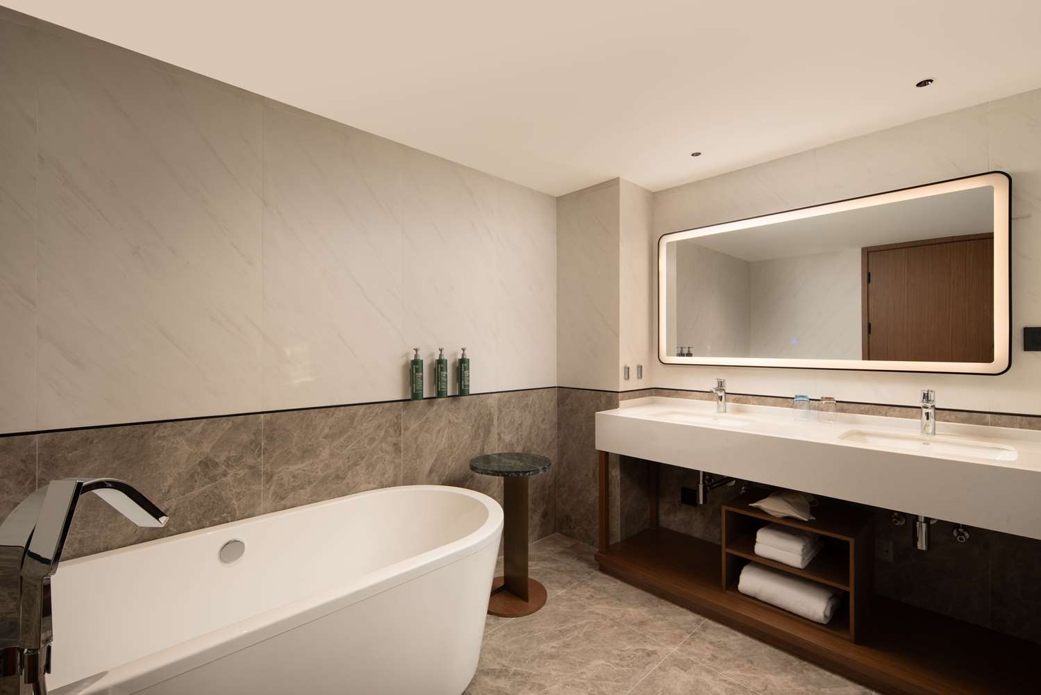 Suite, deluxe