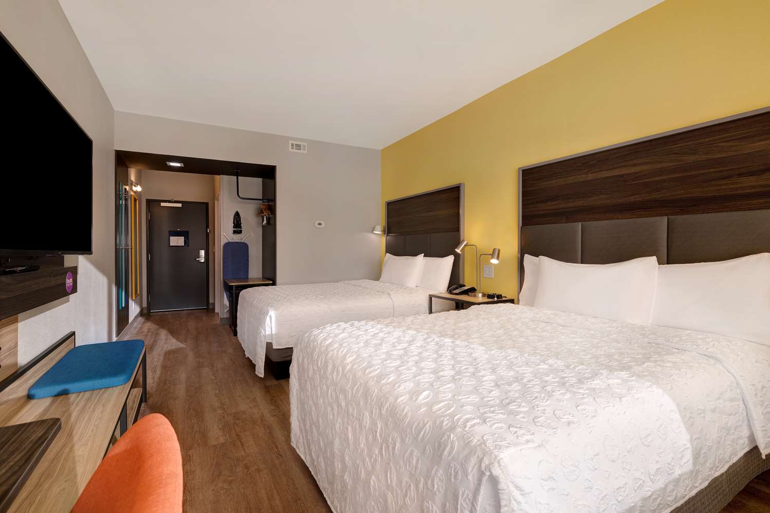 Twin room, accessible