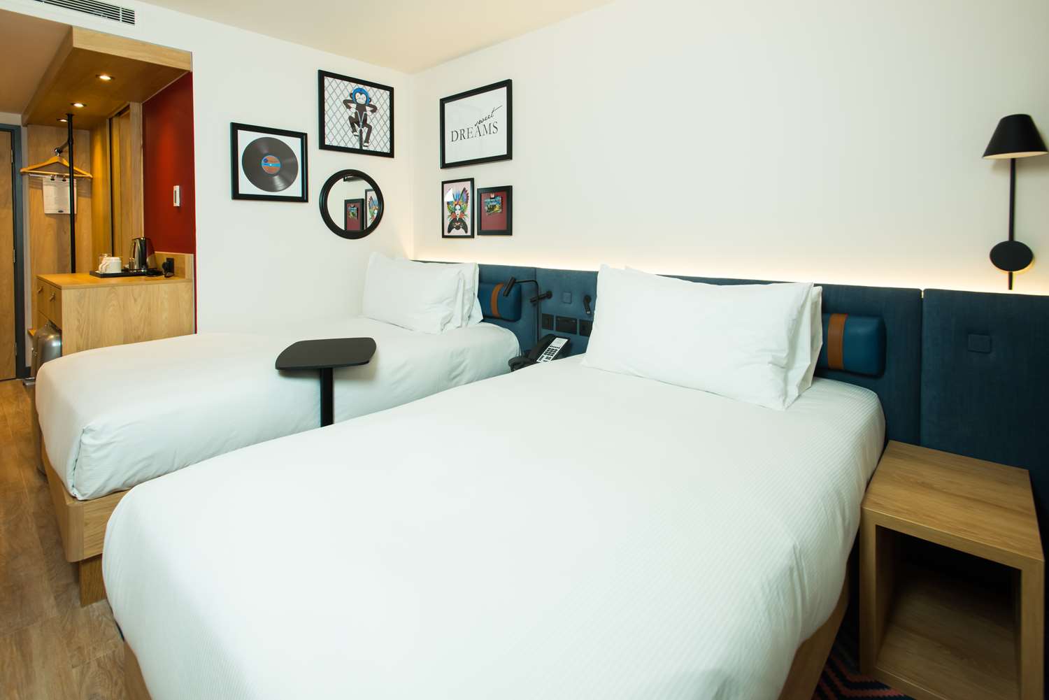 Twin room