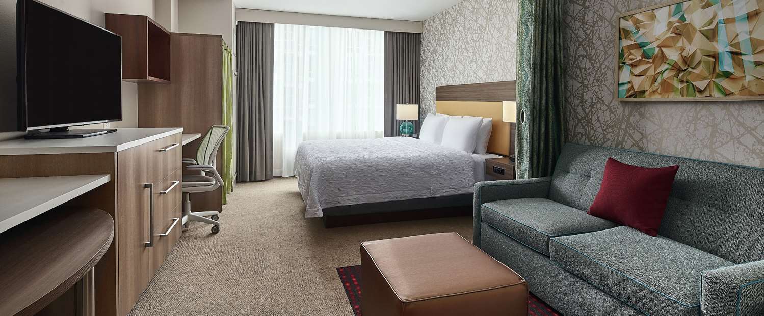 

Roma - Chicago - Home2 Suites by Hilton Chicago McCormick Place