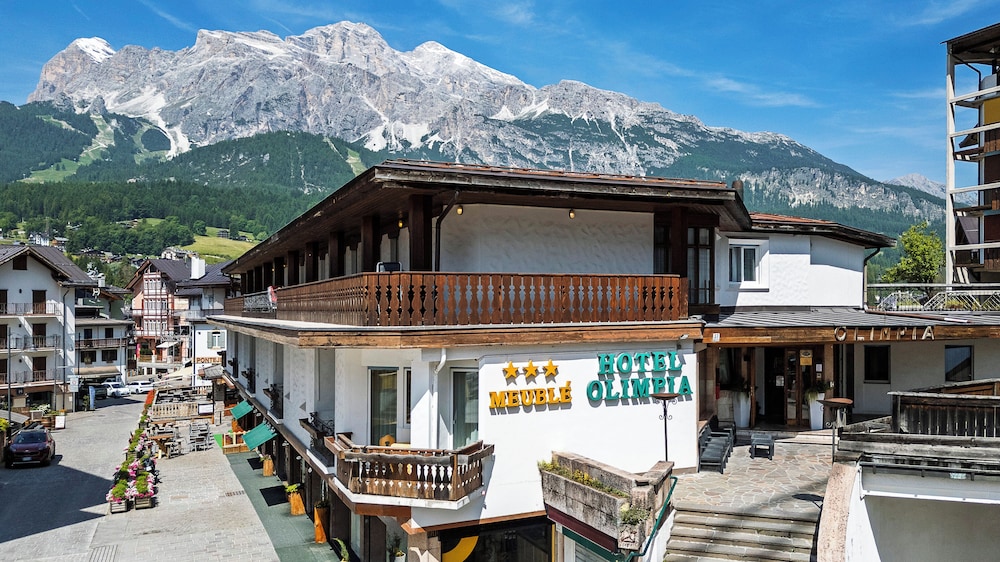 

Cagliari - Dolomiti, Montagna Italia - Hotel Olimpia