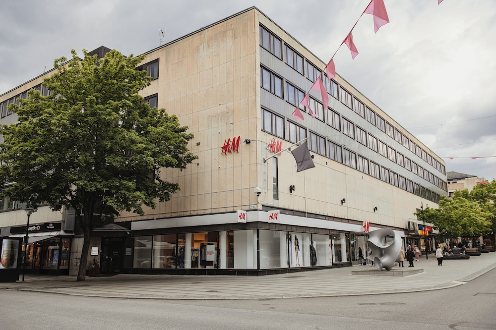 

Milano - Västerås - Home Hotel Etage