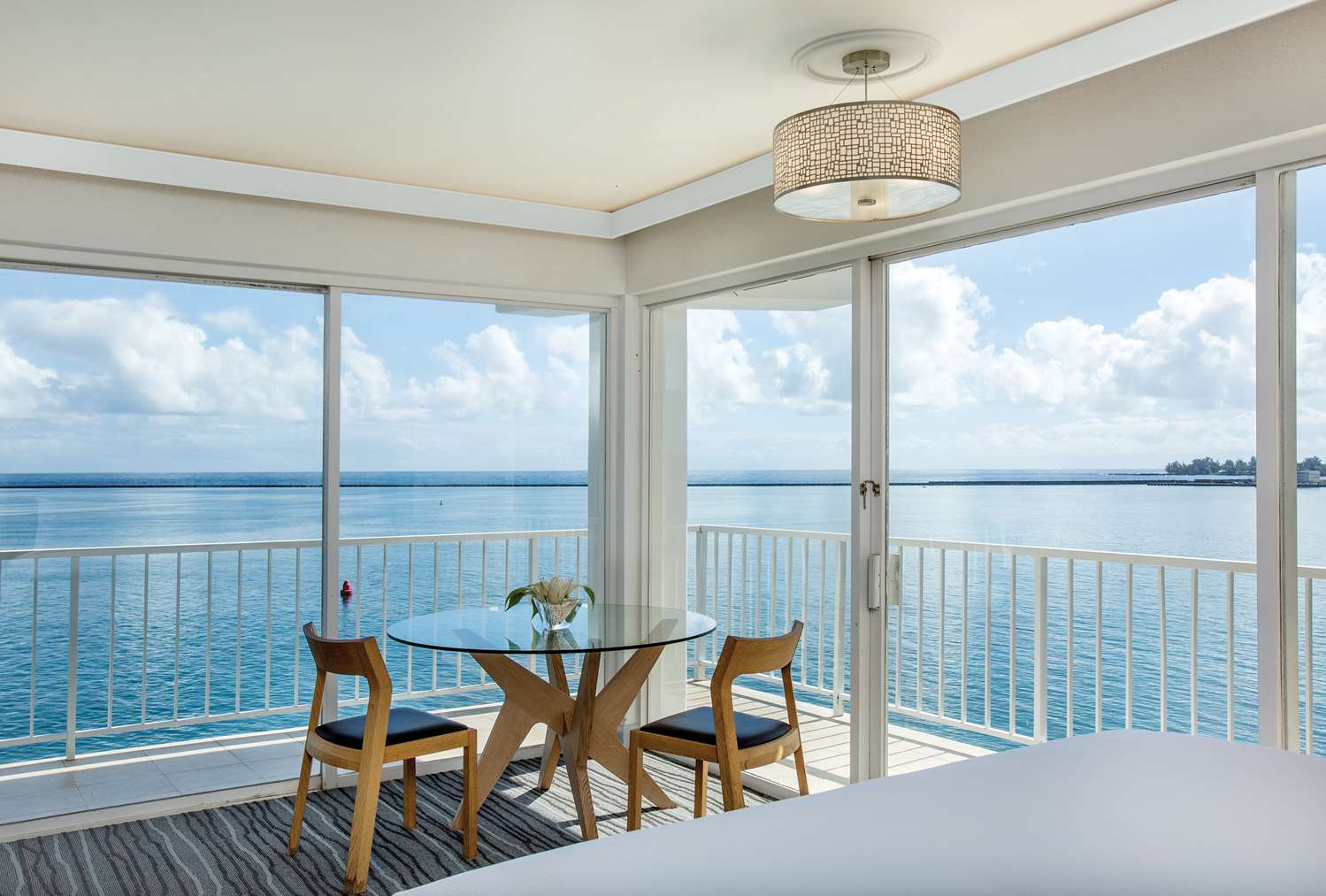 Junior suite with ocean front