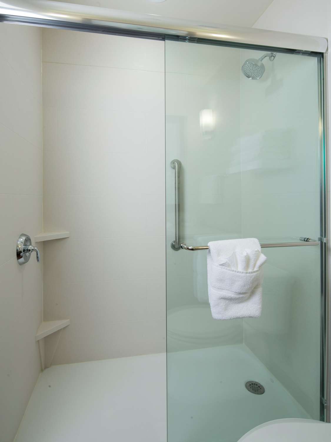 1 bedroom suite