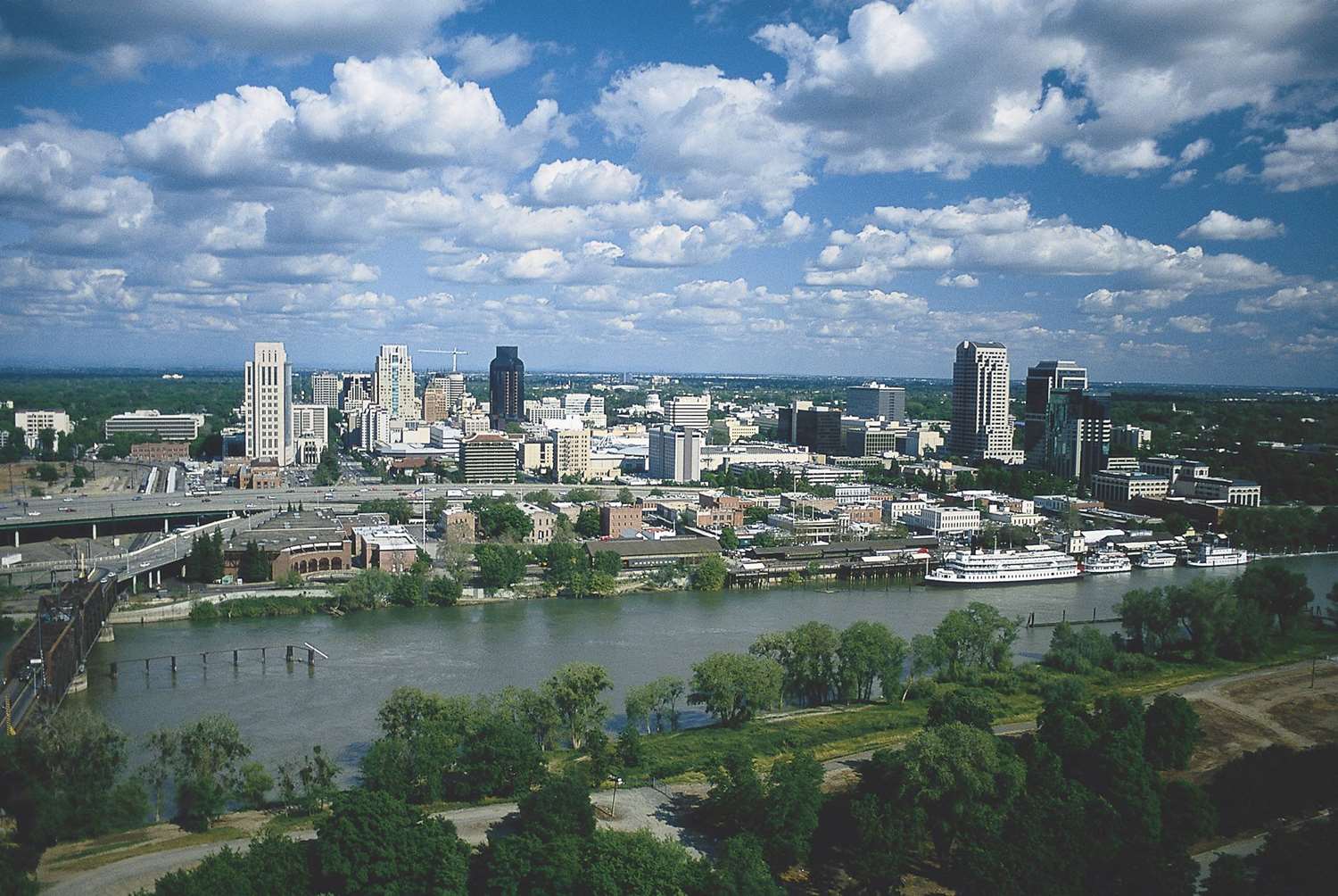 Sacramento - Hampton Inn & Suites Sacramento-North Natomas, CA