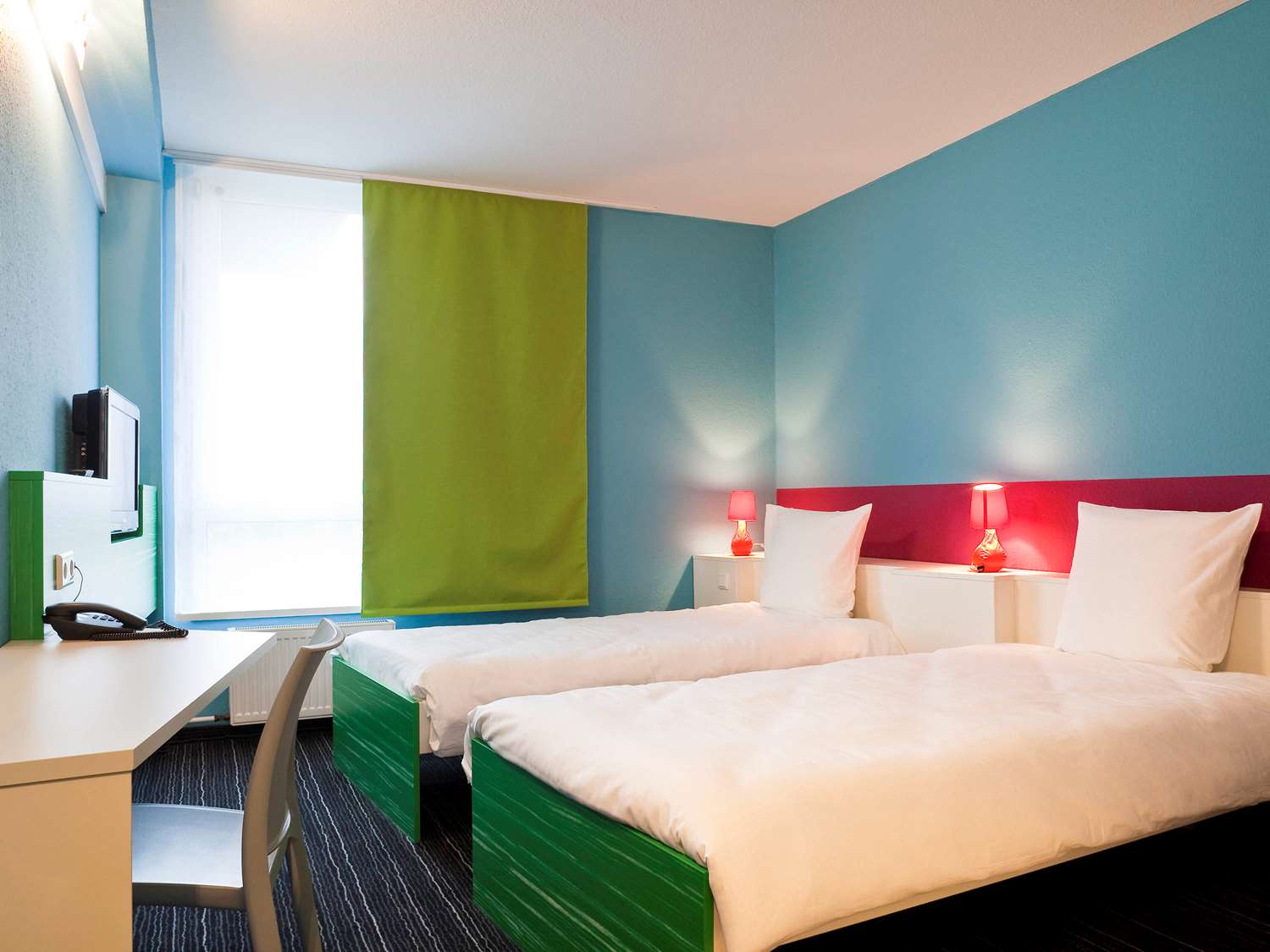Zimmer mit 2 einzelbetten