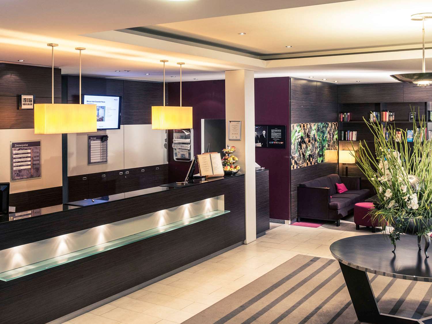 

Napoli - Dusseldorf - Mercure Hotel Düsseldorf Neuss