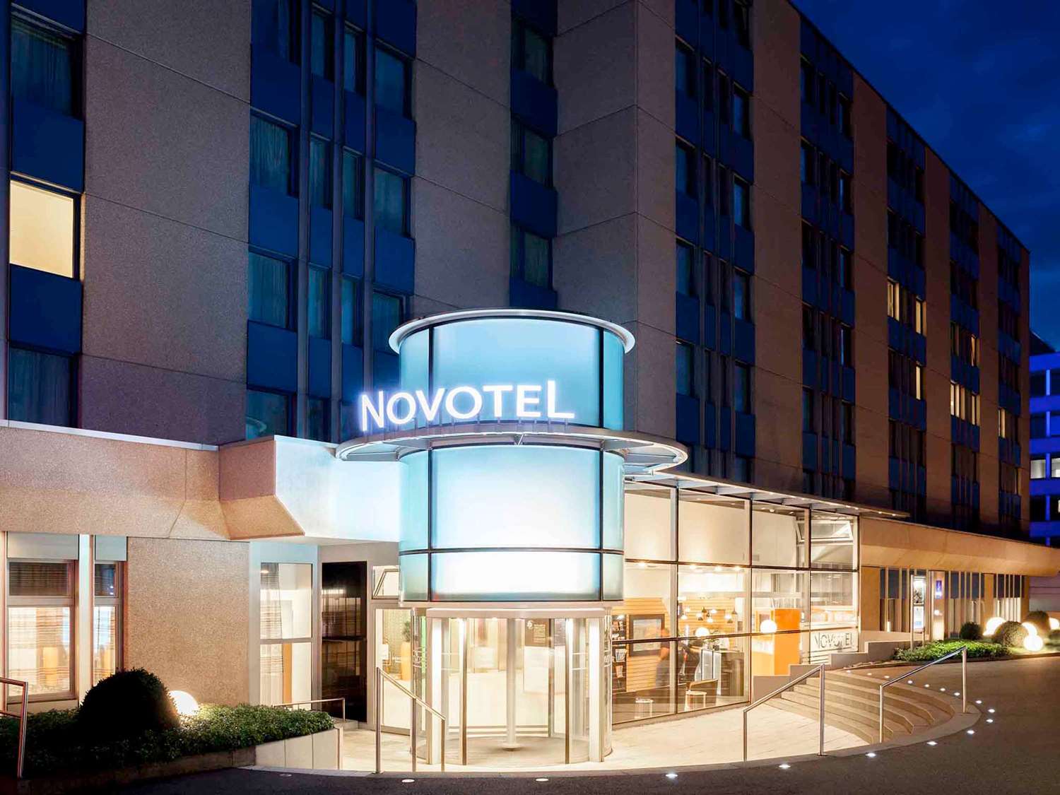 

Lamezia Terme - Zurigo - Novotel Zürich Airport Messe