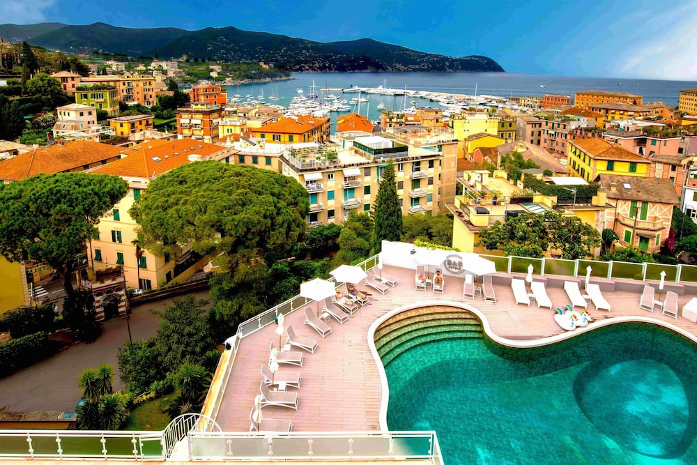 

Napoli - Liguria, Mare Italia - Hotiday Santa Margherita Porto