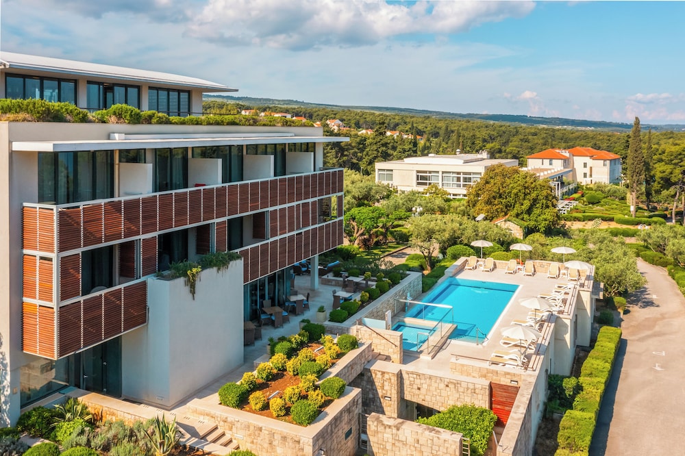 

Bologna - Supetar, Brazza - Aminess Vival Velaris Resort