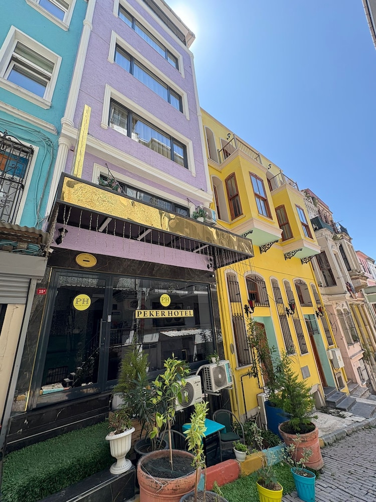 

Bologna - Istanbul - Peker Hotel