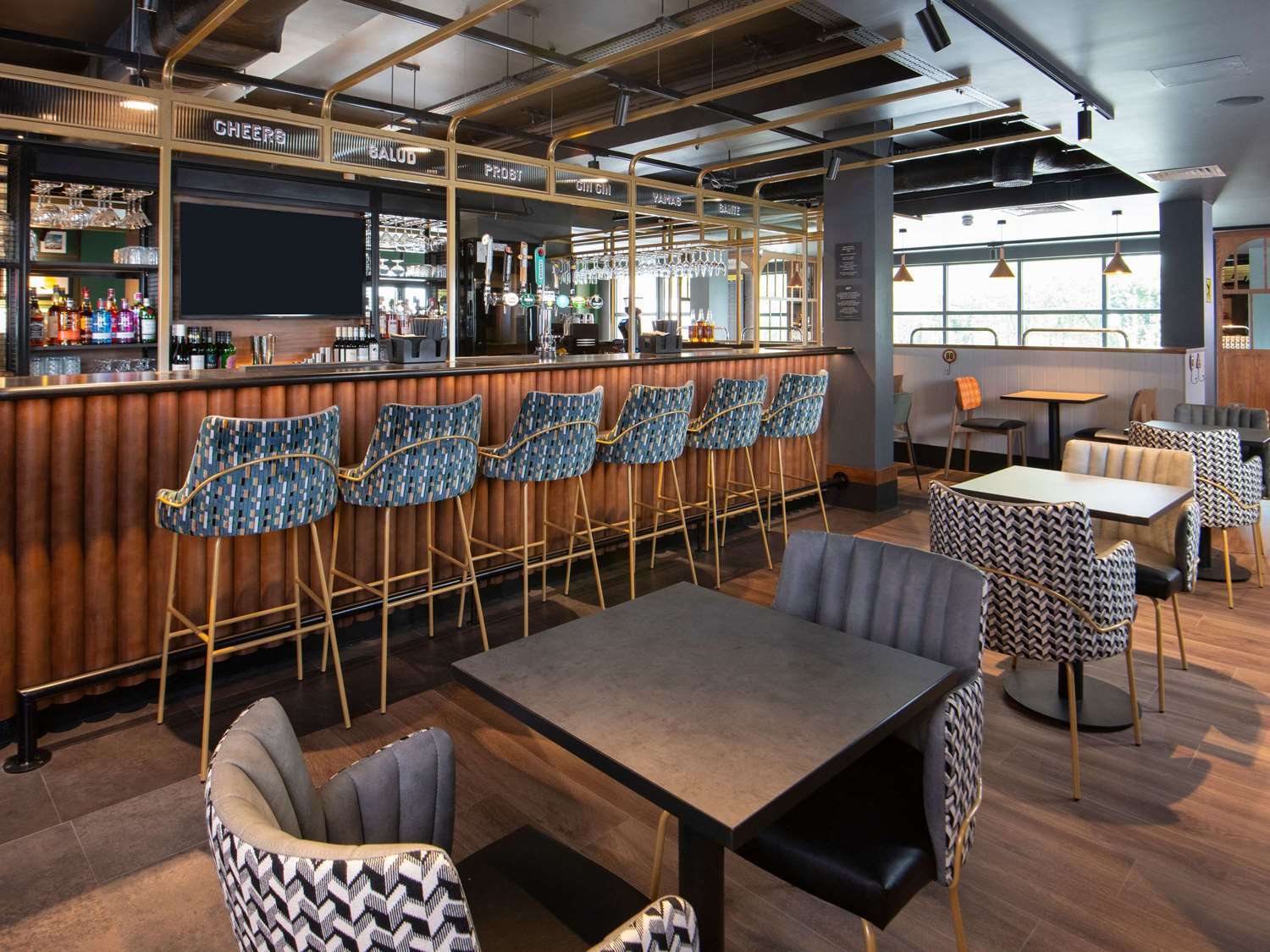 

Milano - Londra, Aeroporto di London Gatwick - ibis Styles London Gatwick Airport