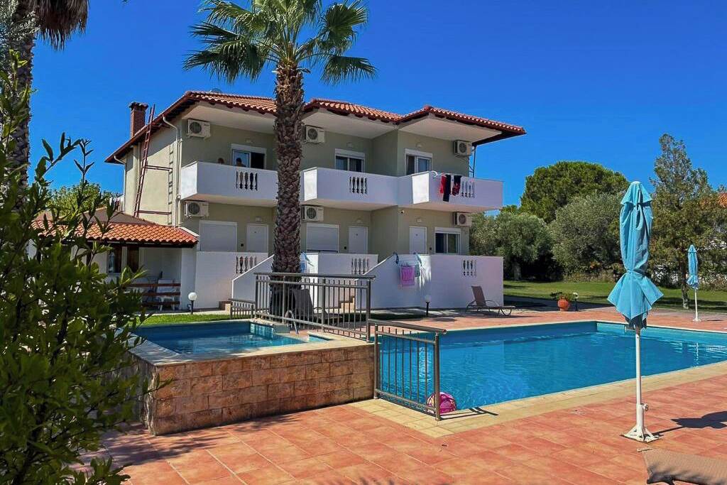 

Bologna - Pefkohori - Villa Ilios Hotel