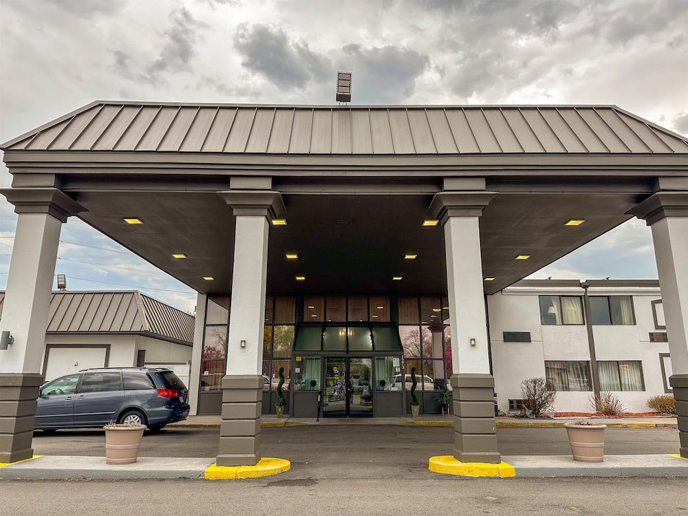 

Milano - Greece - Motel 6 Rochester - Airport