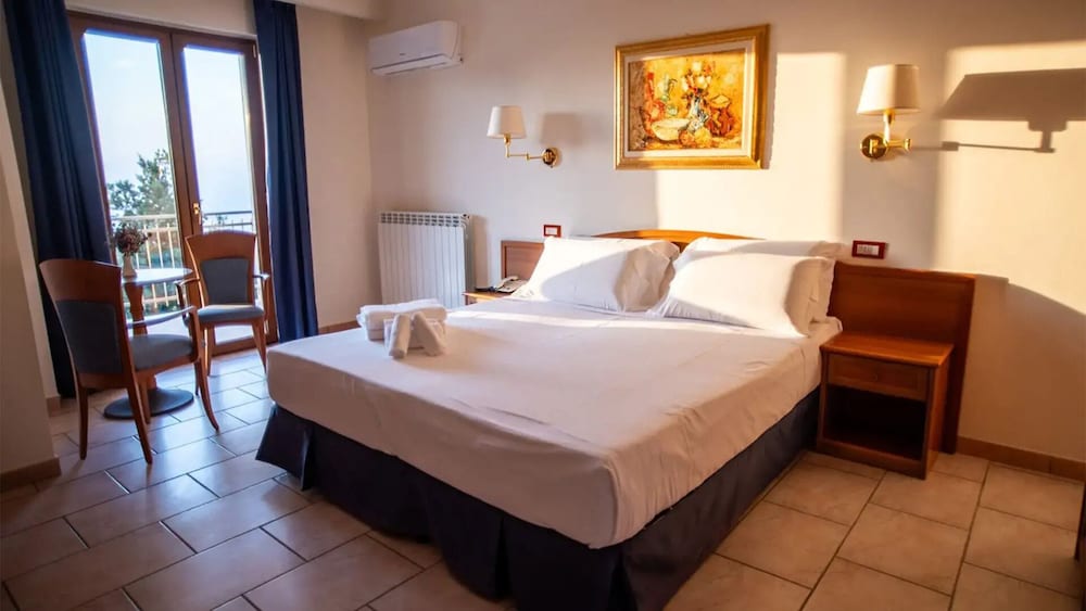 

Torino - Rossano Calabro - Hotel Bisanzio Resort