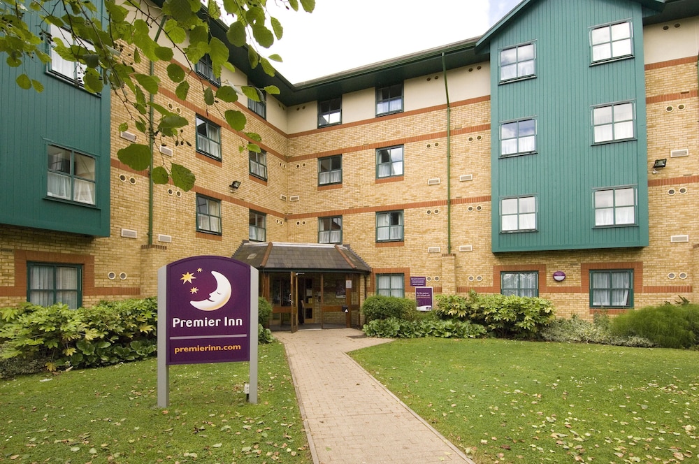 

Roma - Luton - Premier Inn Luton - Airport