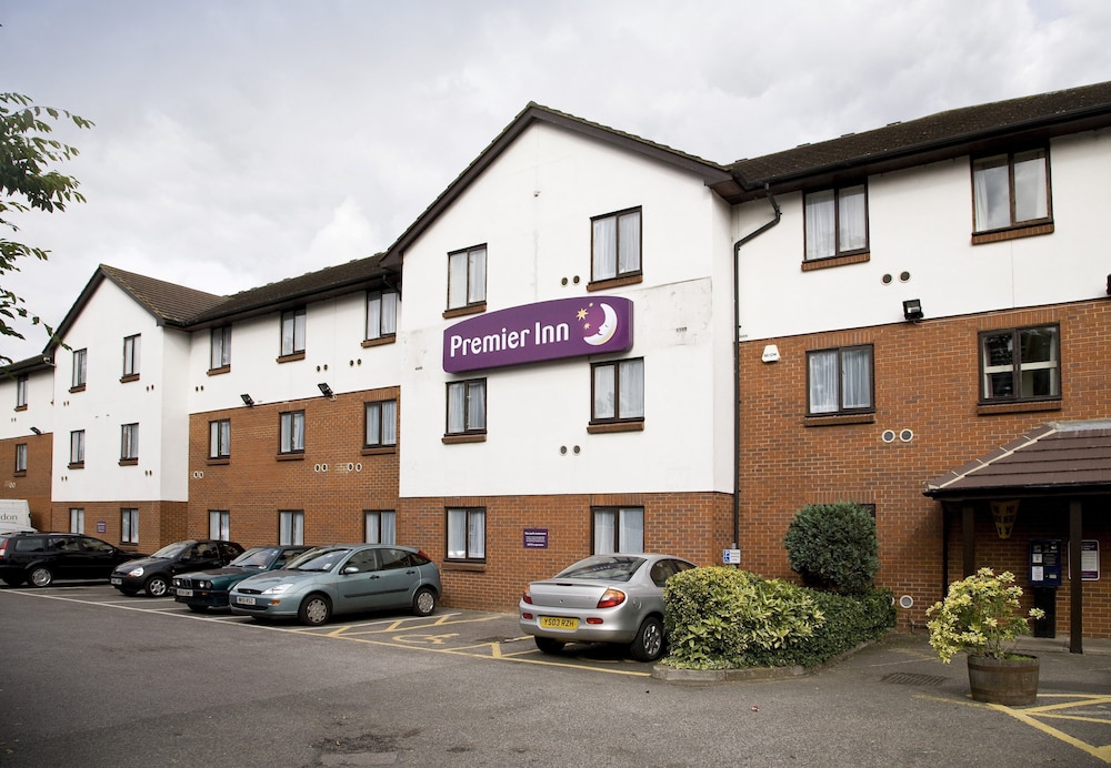

Napoli - Londra, Aeroporto di London Heathrow - Premier Inn London Hayes North