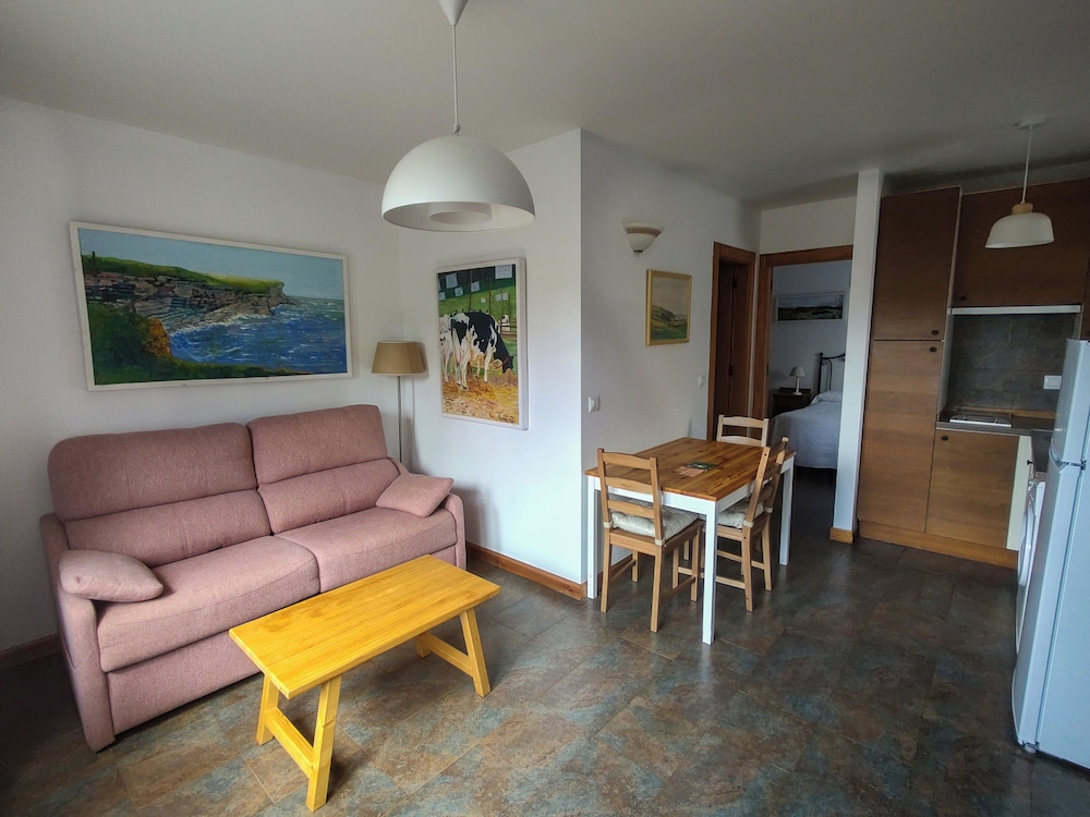 

Roma - Comillas - Apartamentos Corona