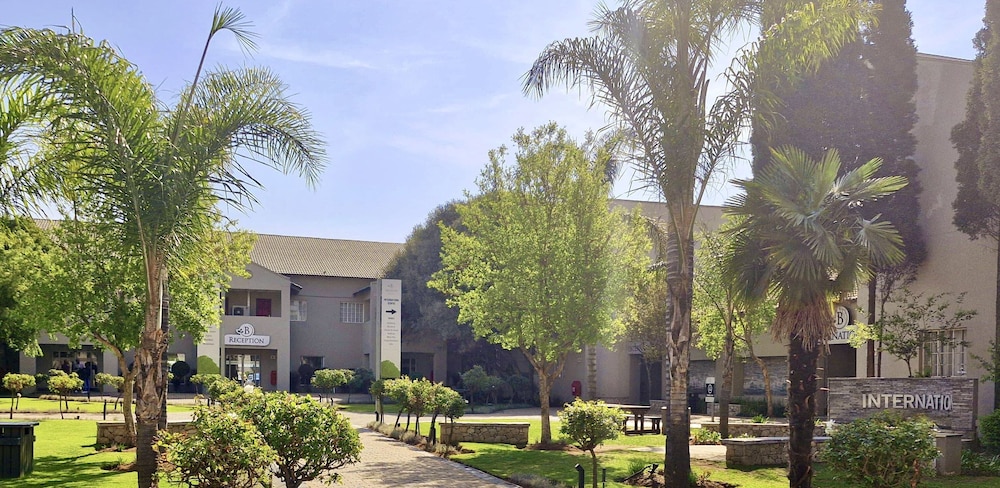 

Napoli - Kempton Park - Birchwood Hotel and OR Tambo Conference Centre