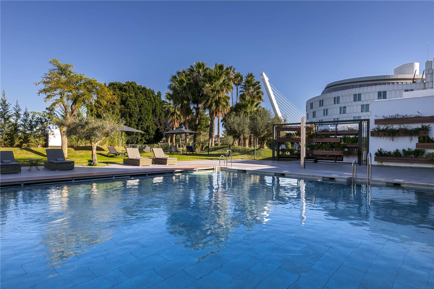 

Trieste - Siviglia - Barcelo Sevilla Renacimiento