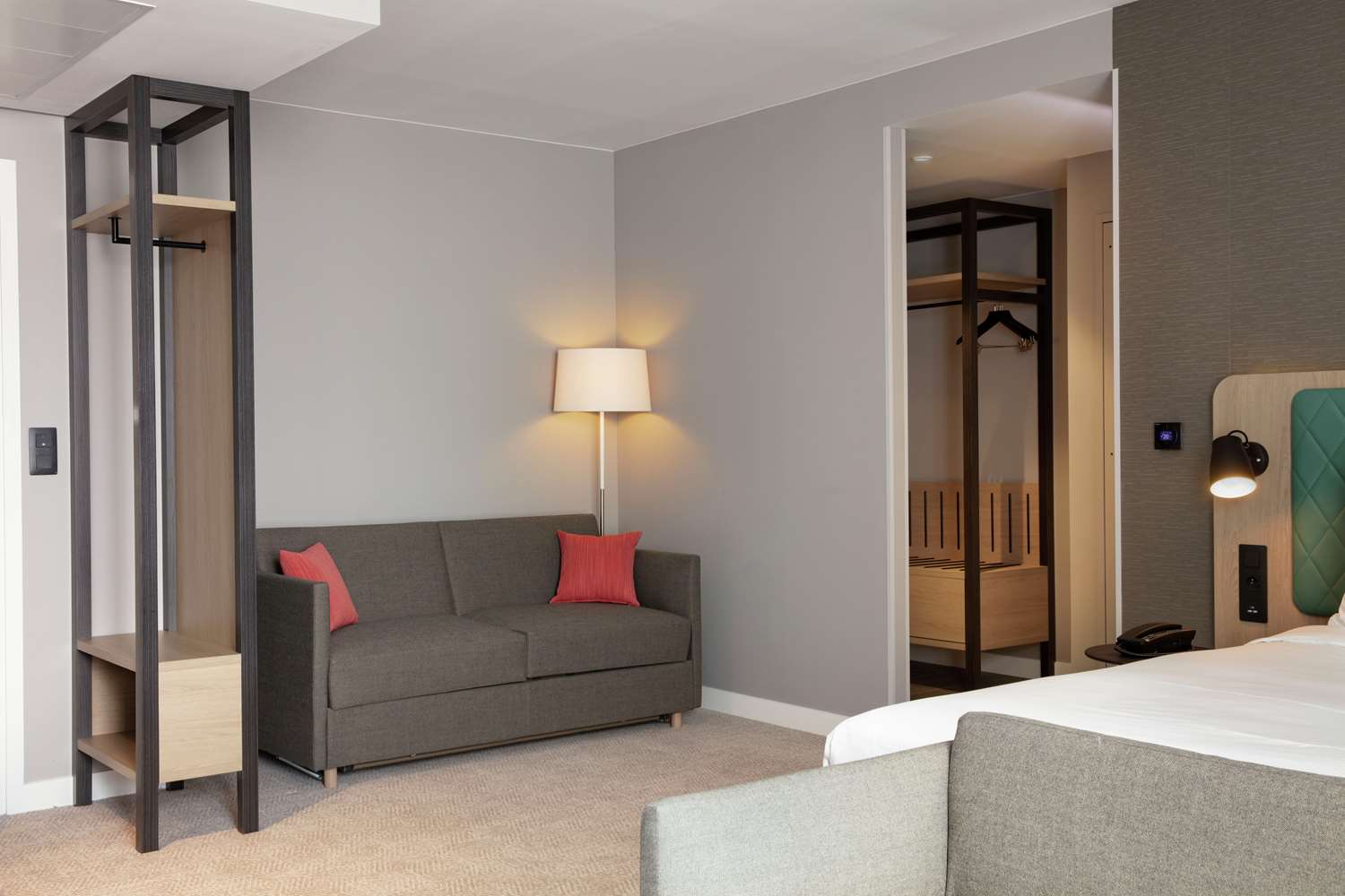 King room with sofa bed