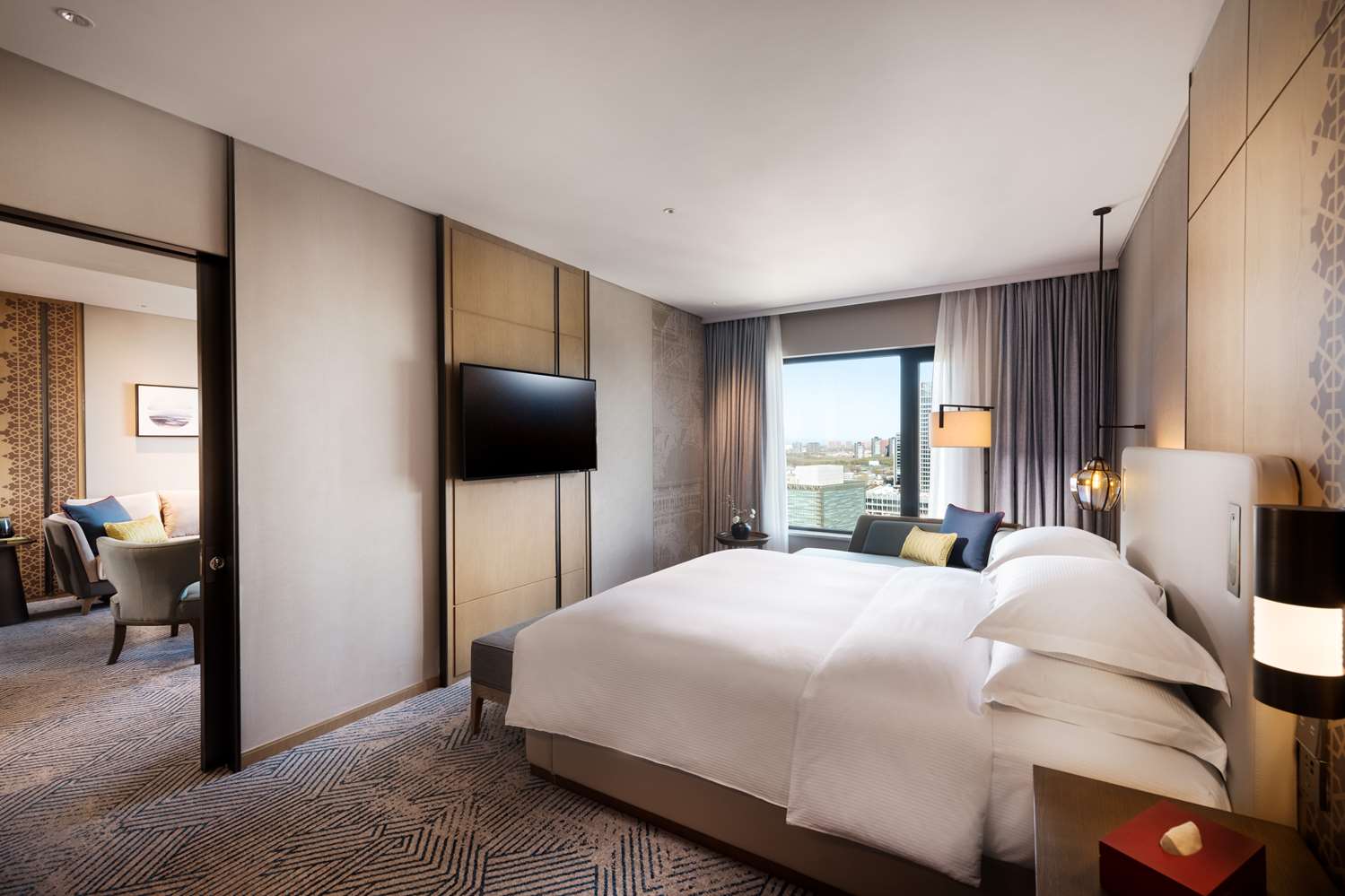 Deluxe Suite