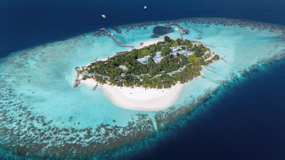 

Lamezia Terme - North Male Atoll - Eriyadu Island Resort