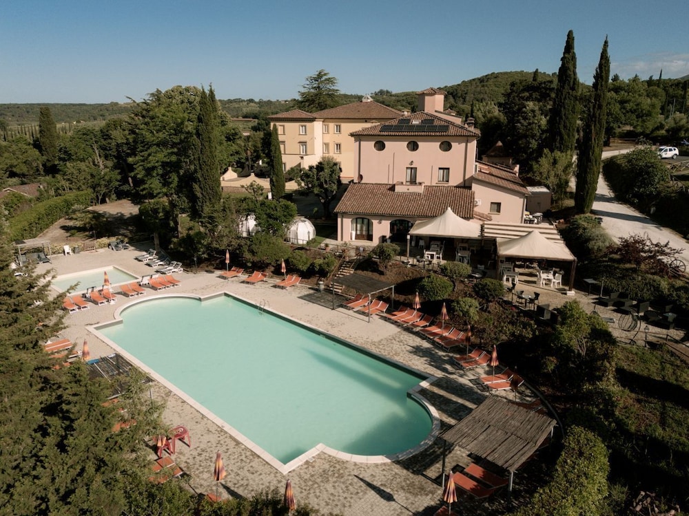

Bari - Cecina - San Martino Country Resort
