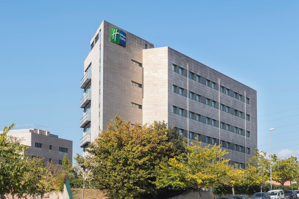 

Salerno - Barcellona - Holiday Inn Express BARCELONA - SANT CUGAT by IHG