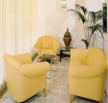 

Milano - Abruzzo e Marche - HOTEL FLYING