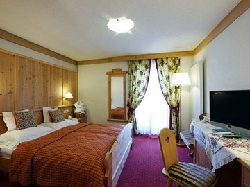 

Bologna - Canazei - Kolfuschgerhof Mountain Resort
