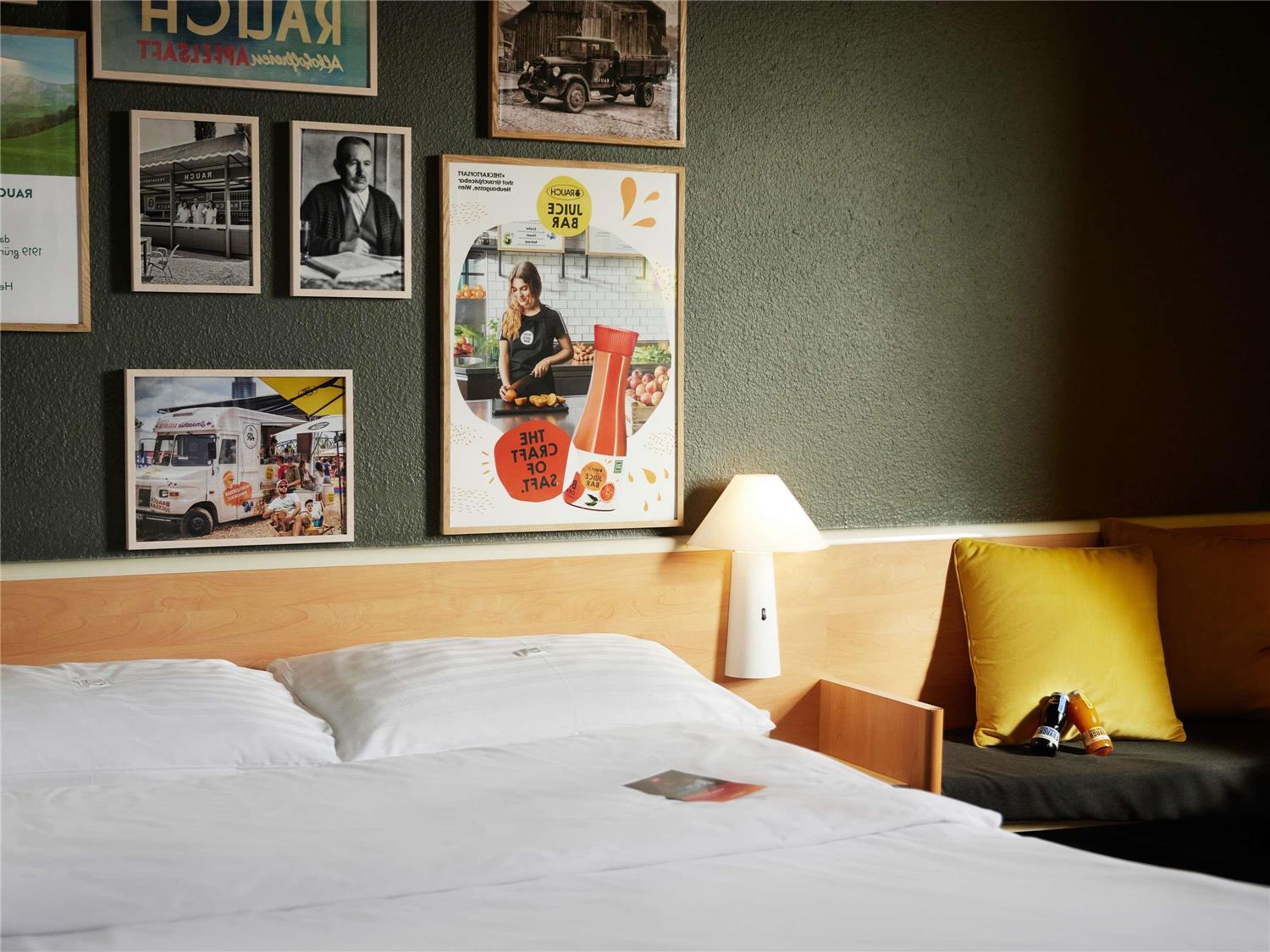 

Lamezia Terme - Vienna - Ibis Wien Mariahilf