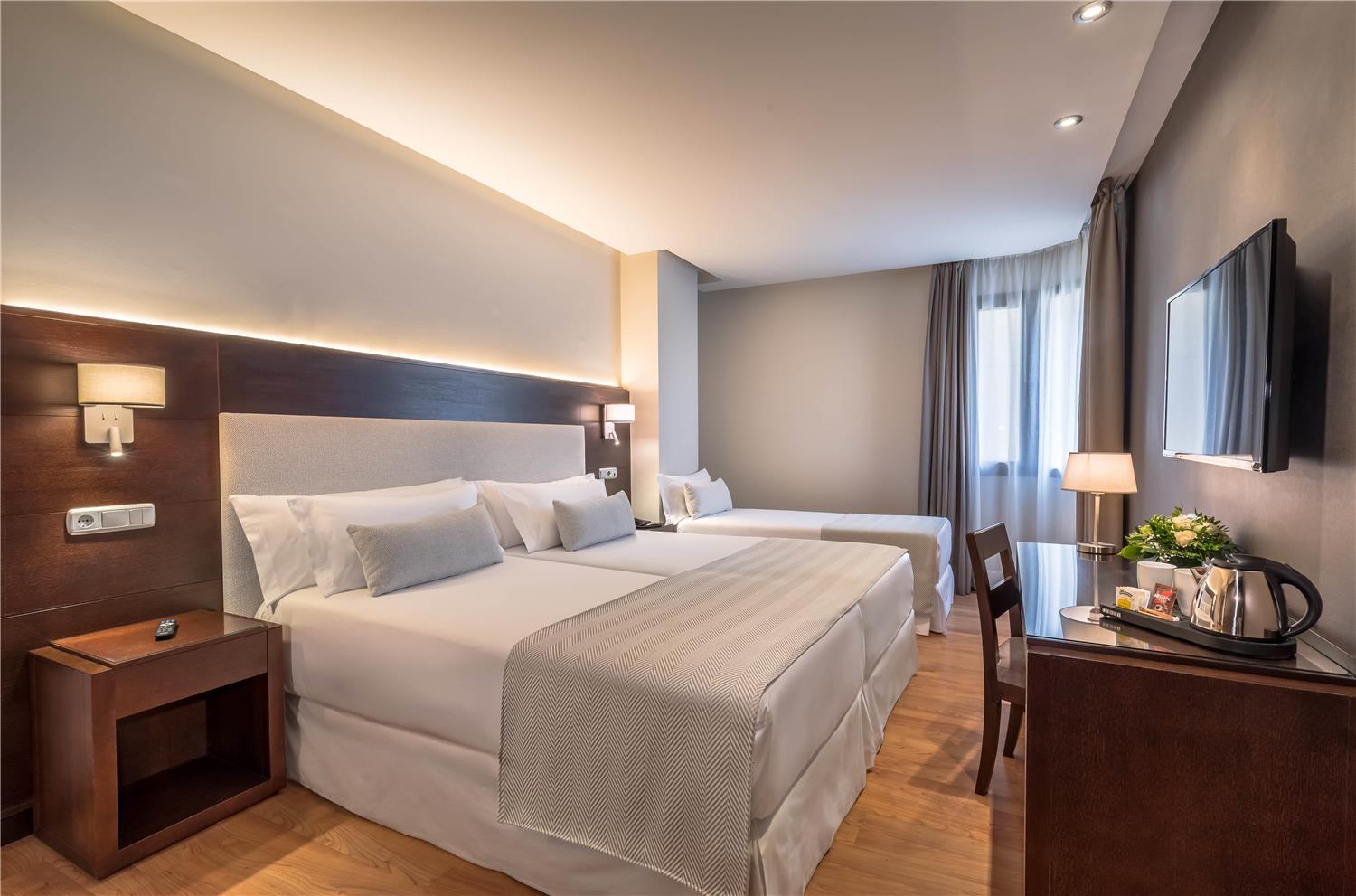 Triple room