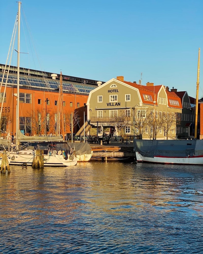 

Milano - Goteborg - Hotel Villan
