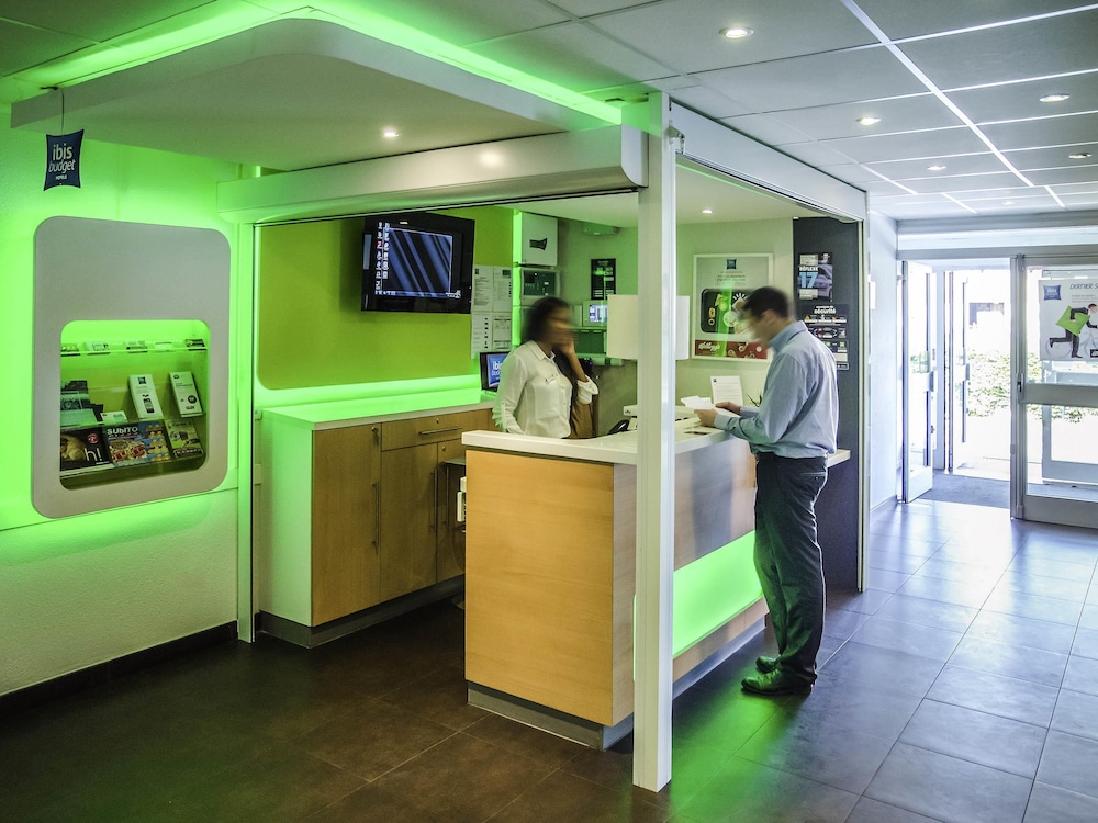 

Milano - Roissy-en-France - ibis budget Aeroport Le Bourget Garonor