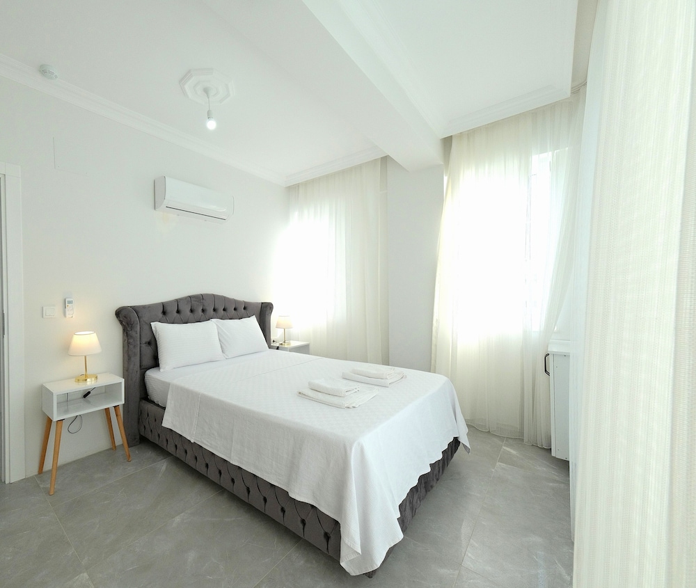 

Milano - Dalaman, Turchia - The Dalaman Suites & Pansiyon