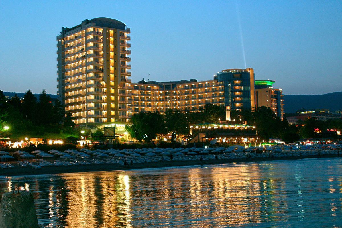 Golden Sands - Bonita Hotel