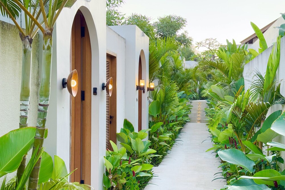 

Roma - Canggu - Ersanea Villas Seseh