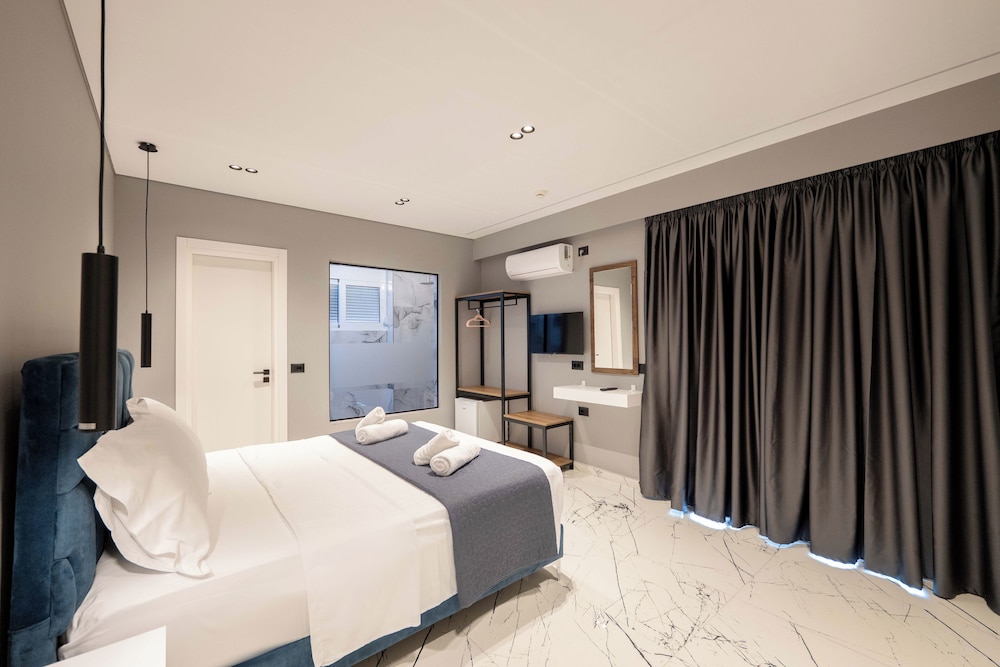 

Bari - Sarandë - Hotel Elite Sarande