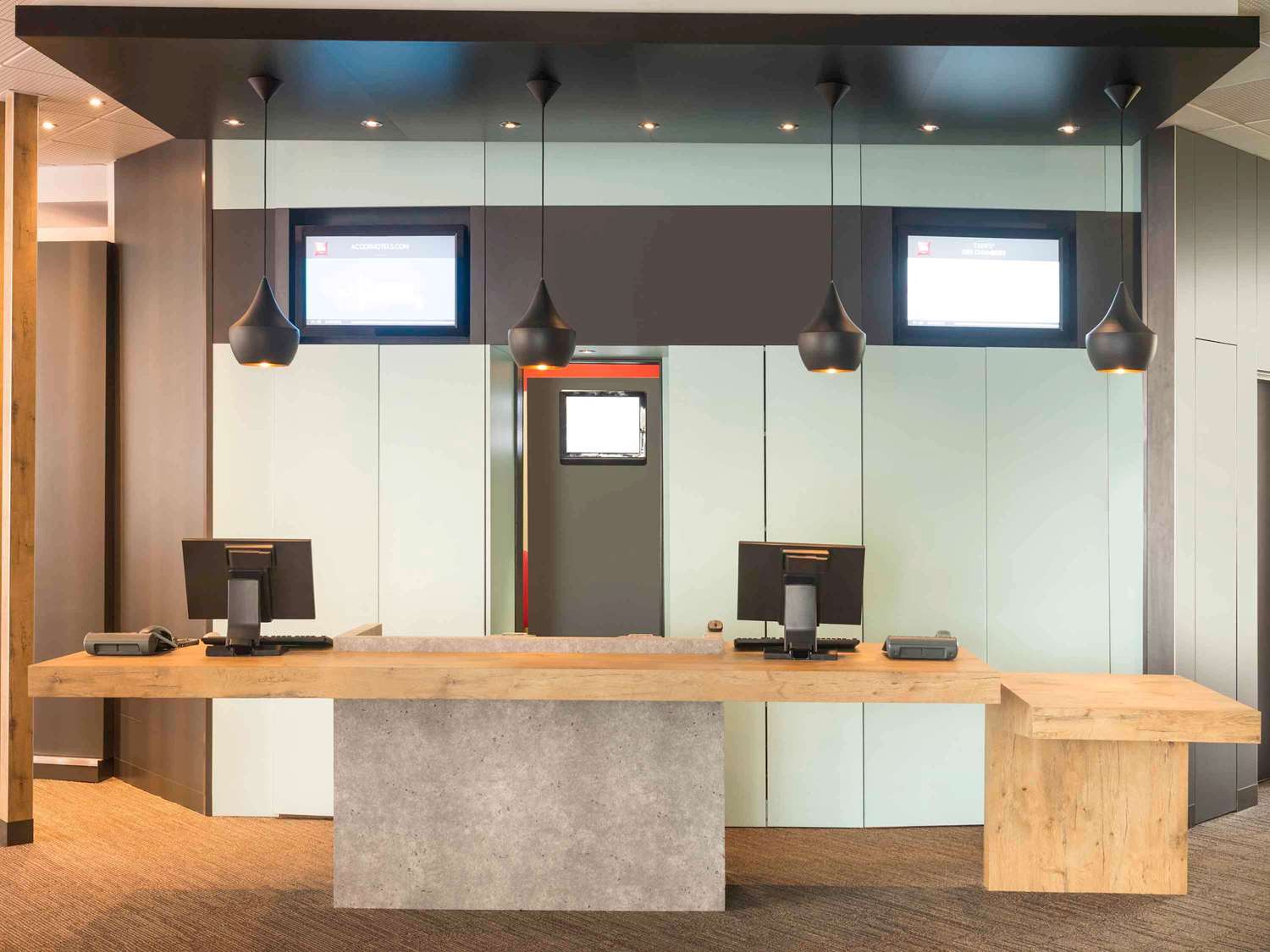 

Pisa - Nantes - ibis Nantes Centre Tour Bretagne