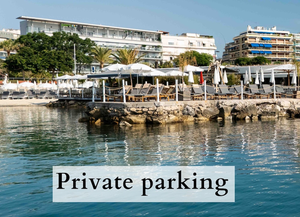 

Bologna - Antibes - Juan Les Pins - Royal Antibes - Luxury Hotel, Résidence, Beach & Spa