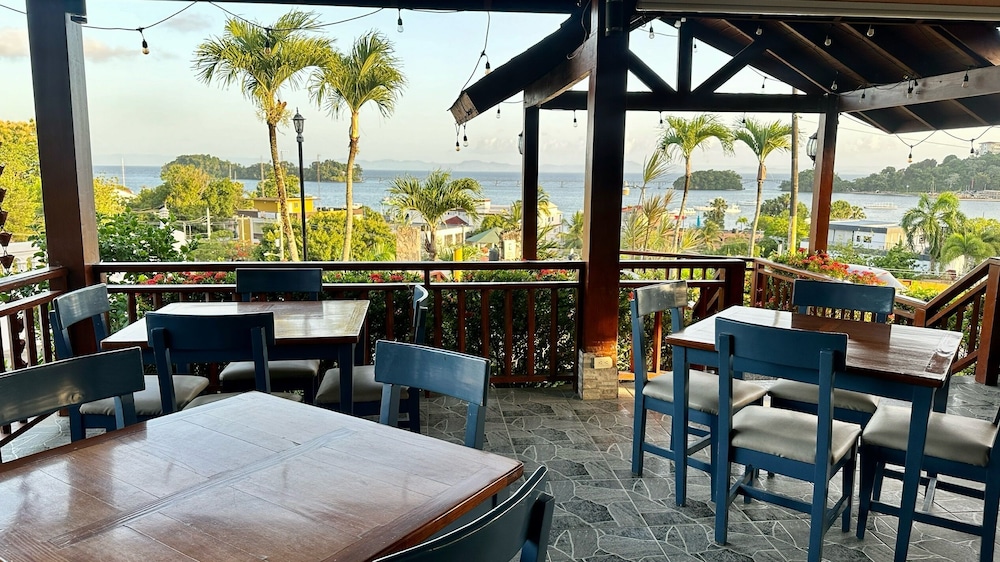 

Torino - Samana - Hotel Restaurant Chino