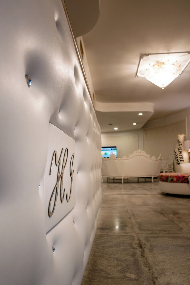 

Torino - Pompei - Hotel Imperiale