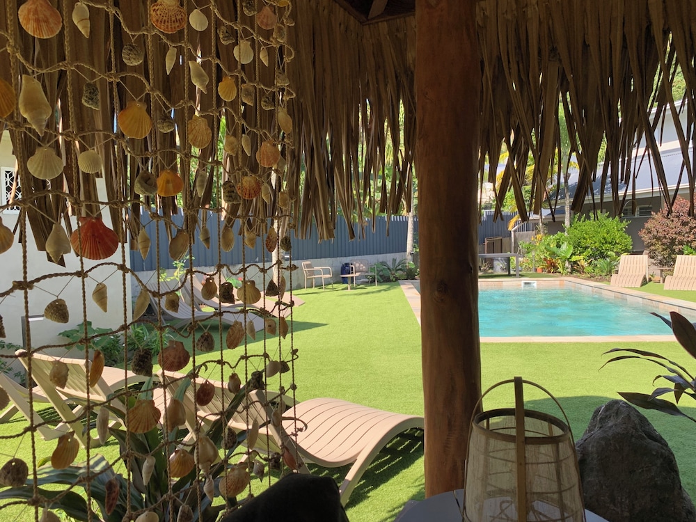 

Napoli - Bora Bora - Tiki Ora Lodge