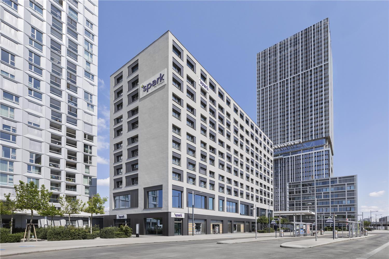 

Cagliari - Vienna - Spark by Hilton Vienna Donaustadt