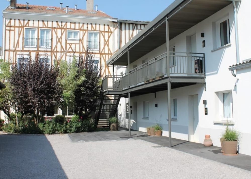 

Roma - Châlons-en-Champagne - Maison Lia