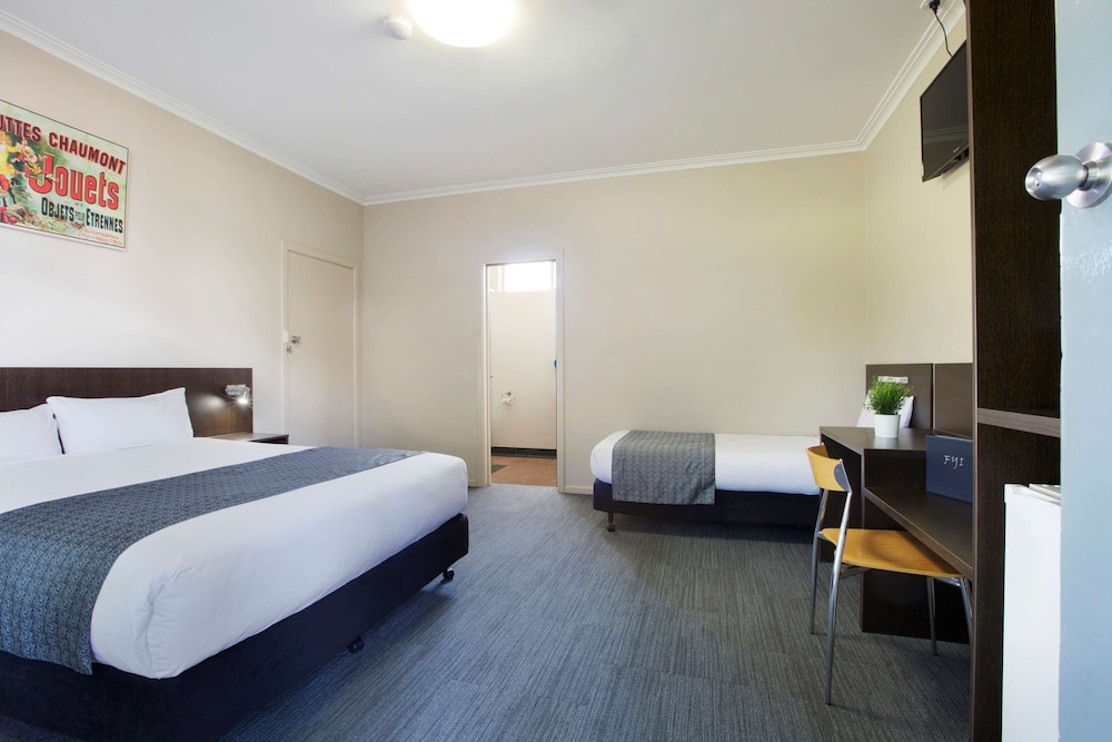 Adelaide - Links Hotel